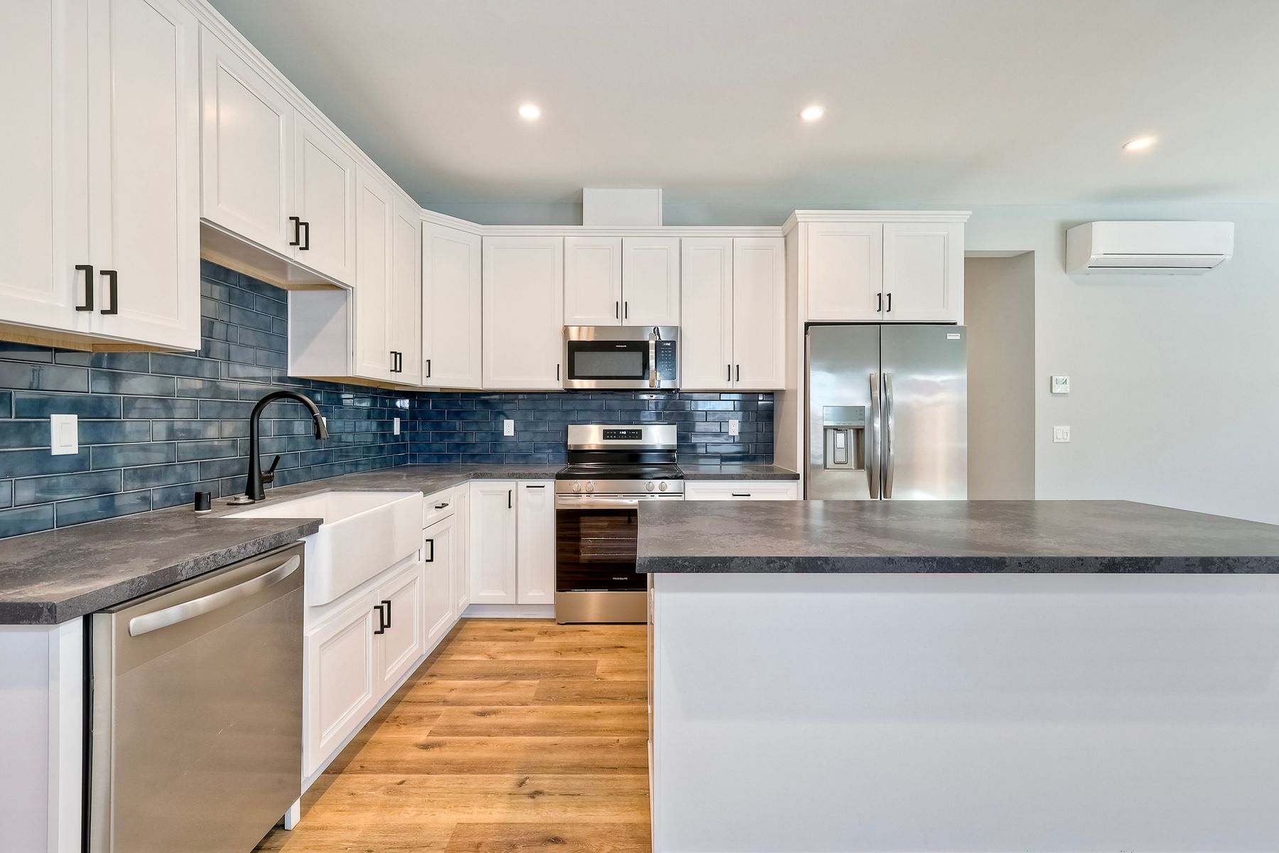 6838 Tower Street - 1